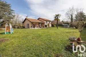 Maison traditionnelle à Saint-Genis-les-Ollières (69290)