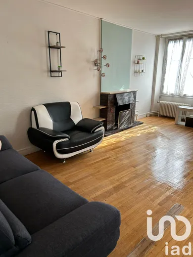 Townhouse in Gençay (86160)