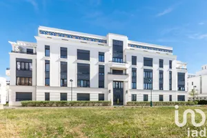 Apartment at Chessy (77700)