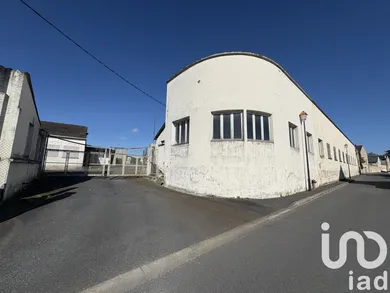 Building at Bellevigne les Chateaux  (49260)