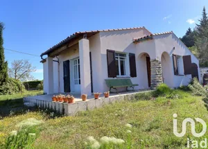House at Rians (83560)