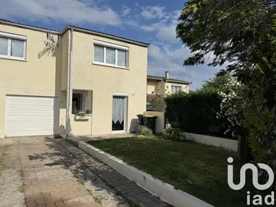 House at LESIGNY (77150)