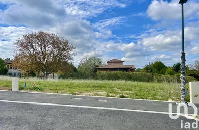 Terrain à L'Isle-Jourdain (32600)