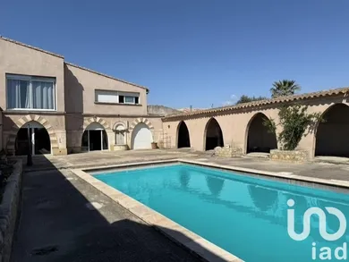 Mansion at Fourques (30300)