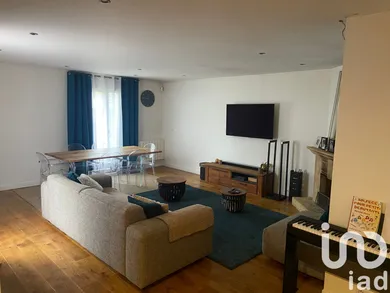 House at Éragny (95610)