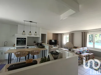 House at Arsac (33460)