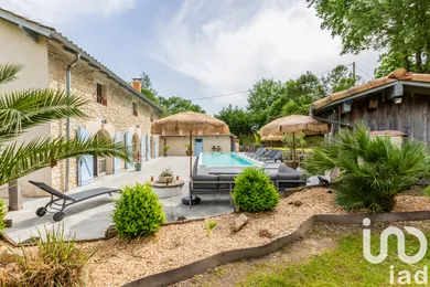 Mansion at Biaudos (40390)