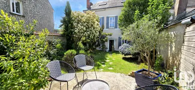 Mansion in Auneau-Bleury-Saint-Symphorien (28700)