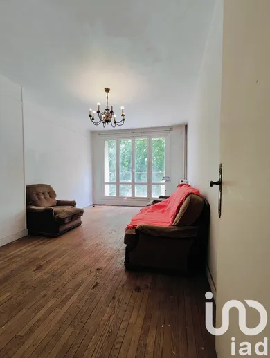 Apartment at Paris (75020)