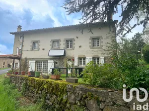 Maison à Saint-Bonnet-le-Chastel (63630)