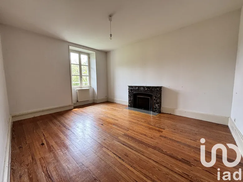 Appartement 5 pièces 85 m² · à Vals-les-Bains · 85 m² · 119 000 €