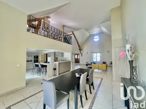 House at Champagne-sur-Oise (95660)