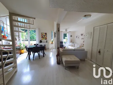 Duplex at Sevran (93270)