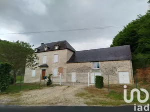 Traditional house at PINSAC (46200)