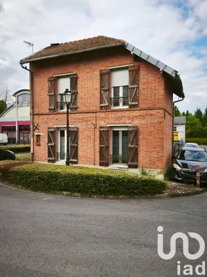 Maison de village à Attigny (08130)