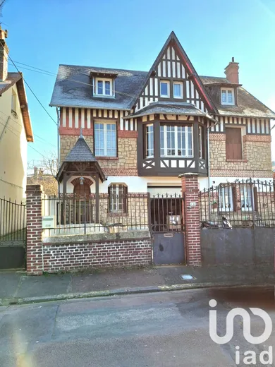 House in Lisieux (14100)