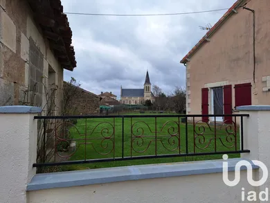 Maison de village à Nérignac (86150)