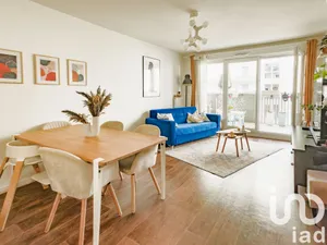 Apartment at Bezons (95870)