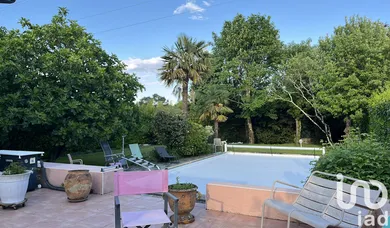 Traditional house at Eysines (33320)