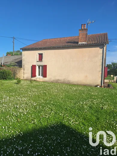 Maison de village à Nérignac (86150)