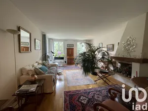 Apartment in Louveciennes (78430)