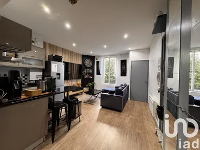 Apartment in Villeneuve-le-Roi (94290)