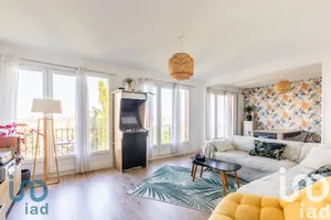 Apartment at Viry-Châtillon (91170)