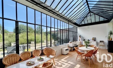 Architectural house at Montmirail (51210)