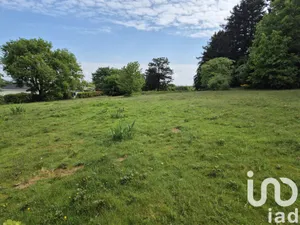 Terrain à bâtir à Quinssaines (03380)