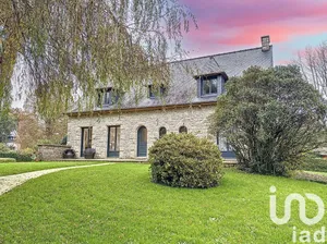 Maison à Combourg (35270)
