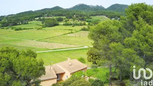 House at Vacqueyras (84190)
