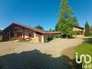 Maison traditionnelle à Villeneuve-de-Marsan (40190)