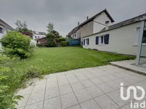 Traditional house at Orgeval (78630)
