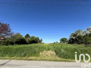 Building plot in Jouy-sur-Morin (77320)