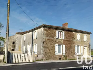 Maison de village à mouilleron saint germain (85390)