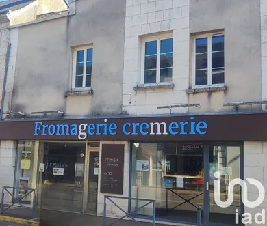 Immeuble à Montval-sur-Loir (72500)