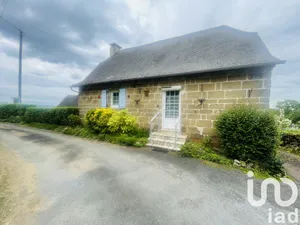 Village house at Varetz (19240)