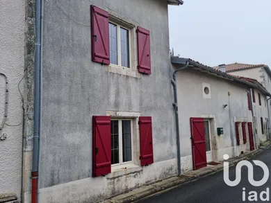 Maison à Blanzay (86400)