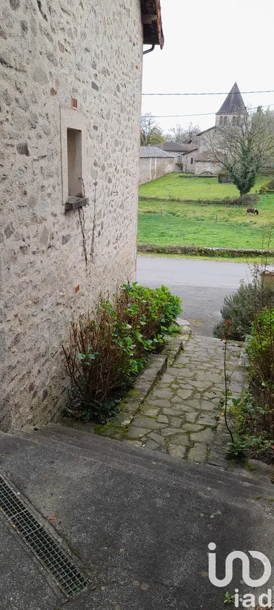 Immeuble à Gorses (46210)
