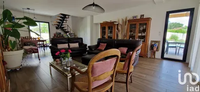 Architectural house at Blanquefort (33290)