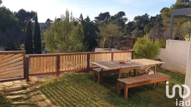 Traditional house at Aurons (13121)