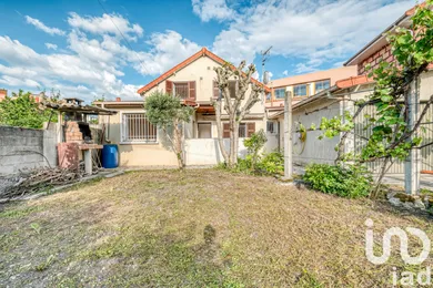Detached house in Bobigny (93000)