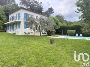 House at Roquefort-les-Pins (06330)
