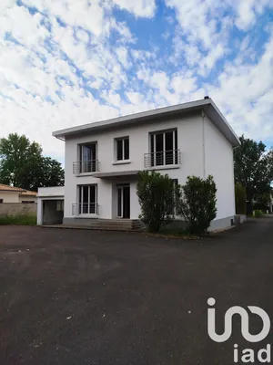 Maison traditionnelle à Le Taillan-Médoc (33320)