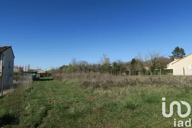 Terrain à bâtir à Bonnes (86300)