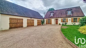 Maison à Moulins (03000)
