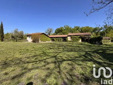 Maison traditionnelle à Le Pian-Médoc (33290)