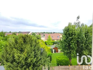 Appartement à Voisins-le-Bretonneux (78960)