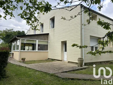 Maison à Ménéac  (56490)