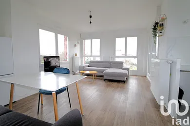 Apartment at Neuilly-sur-Marne (93330)